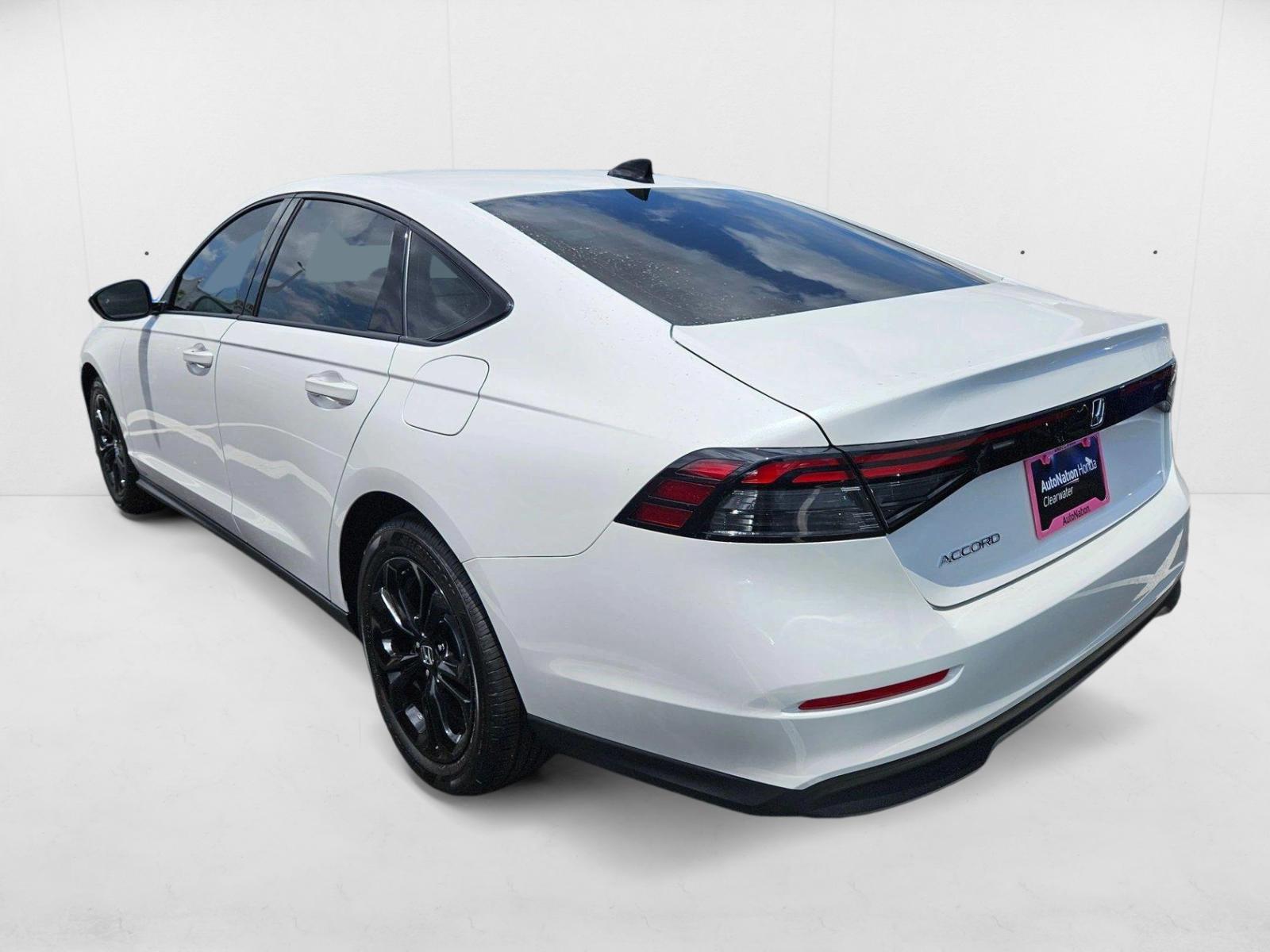 2025 Honda Accord SE photo 2