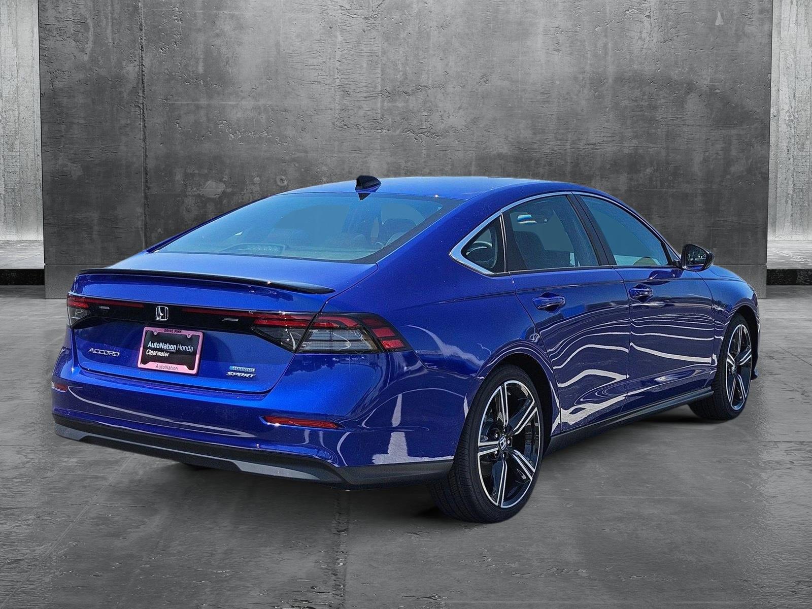 2025 Honda Accord Hybrid Sport photo 2