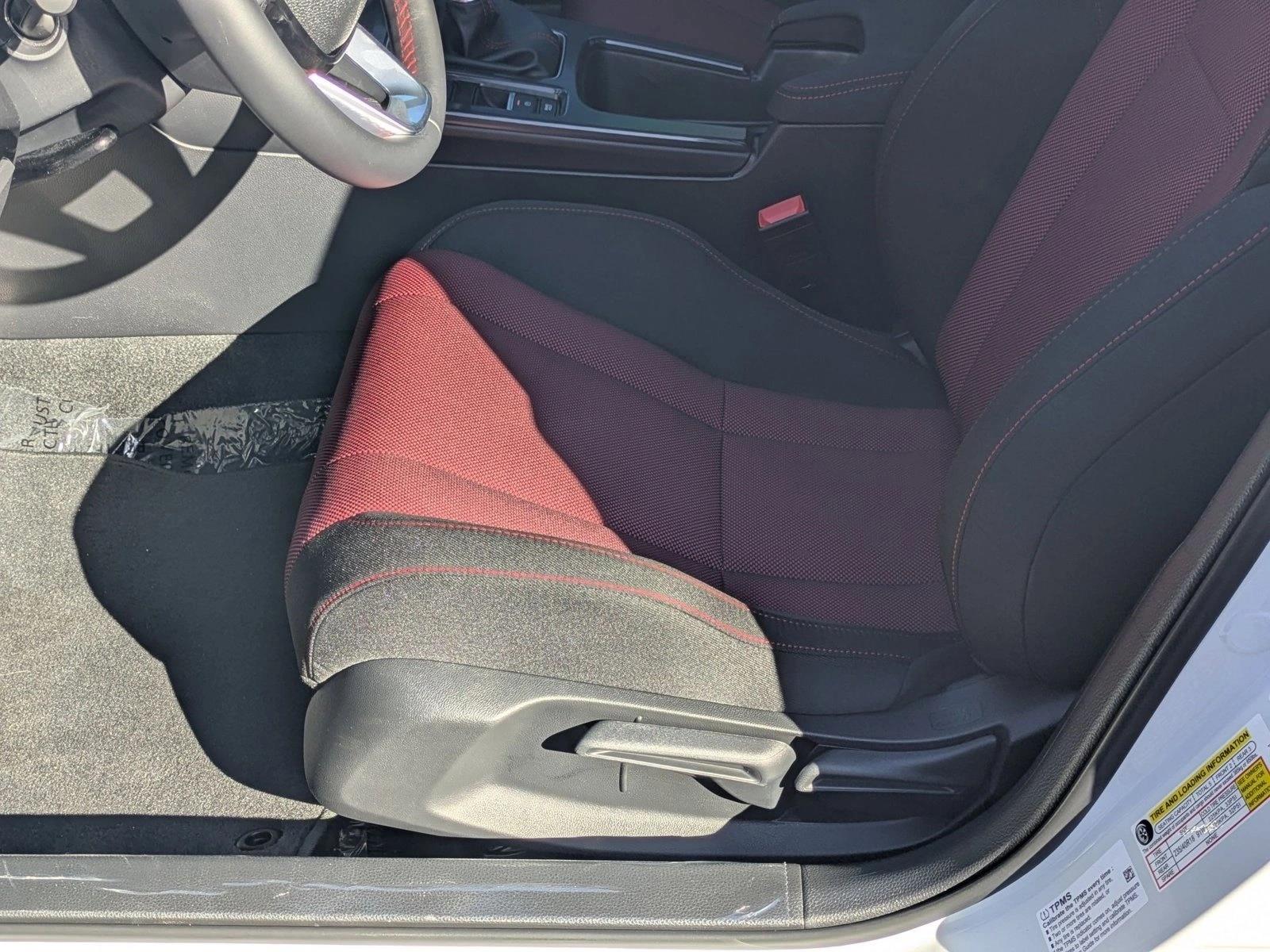 2026 Honda Civic Si photo 4