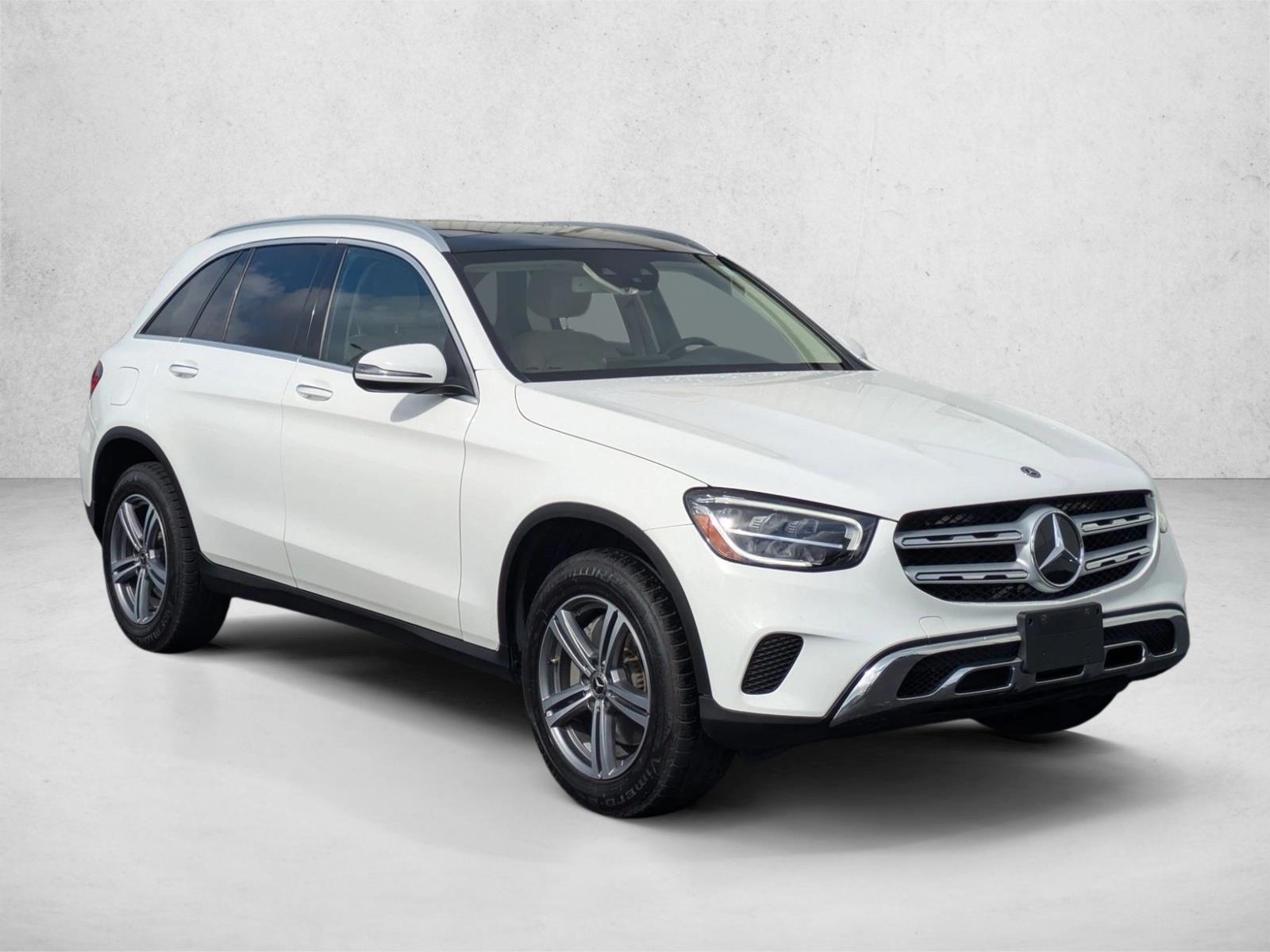 2020 Mercedes Benz GLC 300 4MATIC photo 3