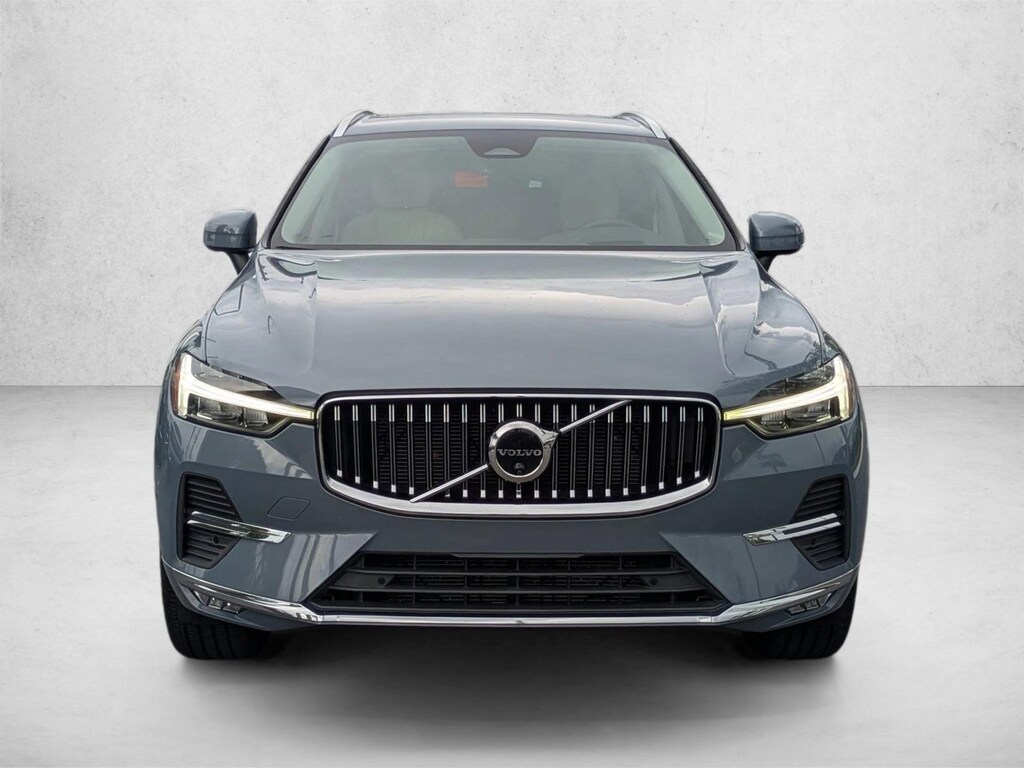 Used 2022 Volvo XC60 B6 AWD Inscription SUV