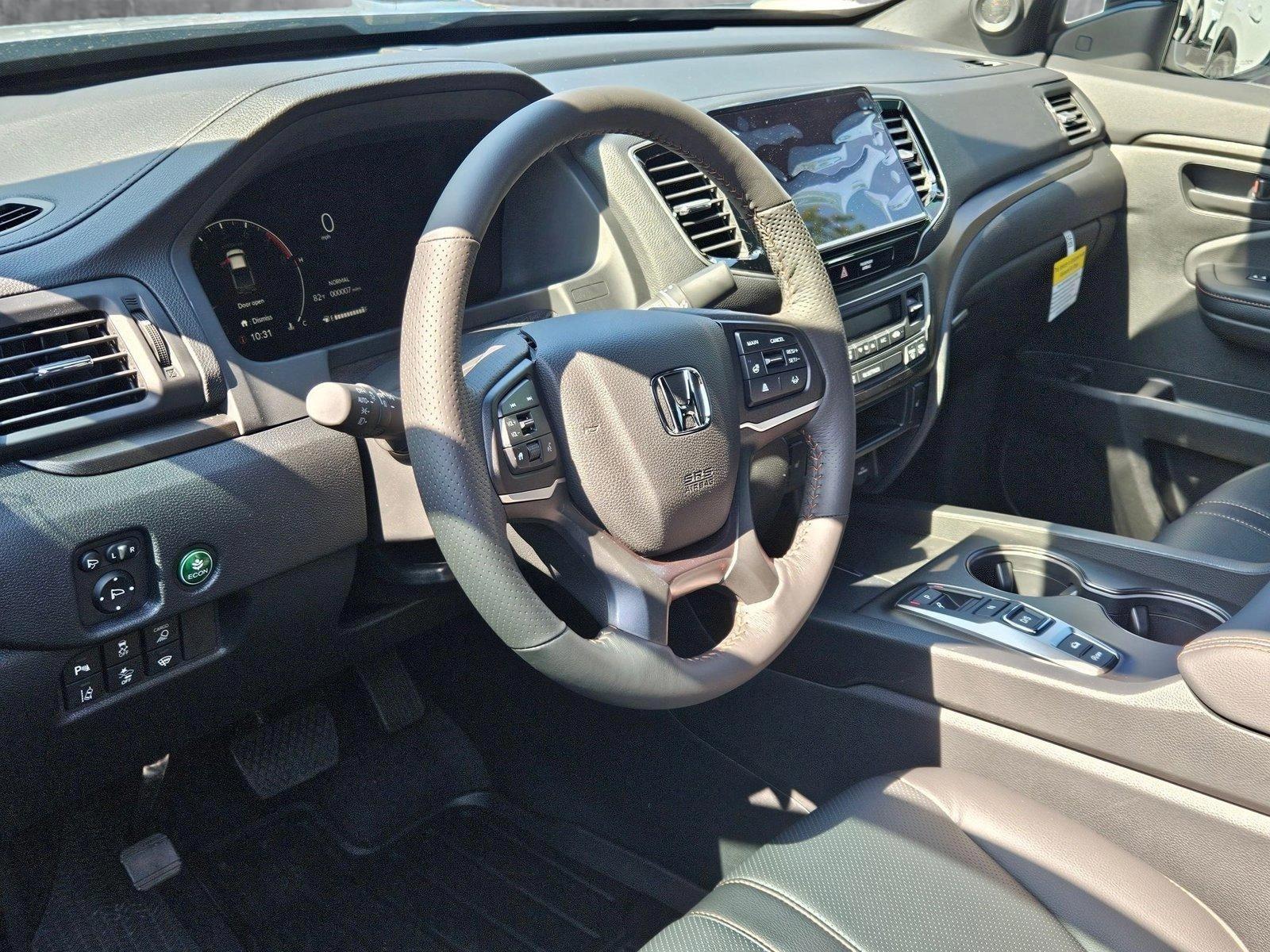 2025 Honda Ridgeline TrailSport photo 3
