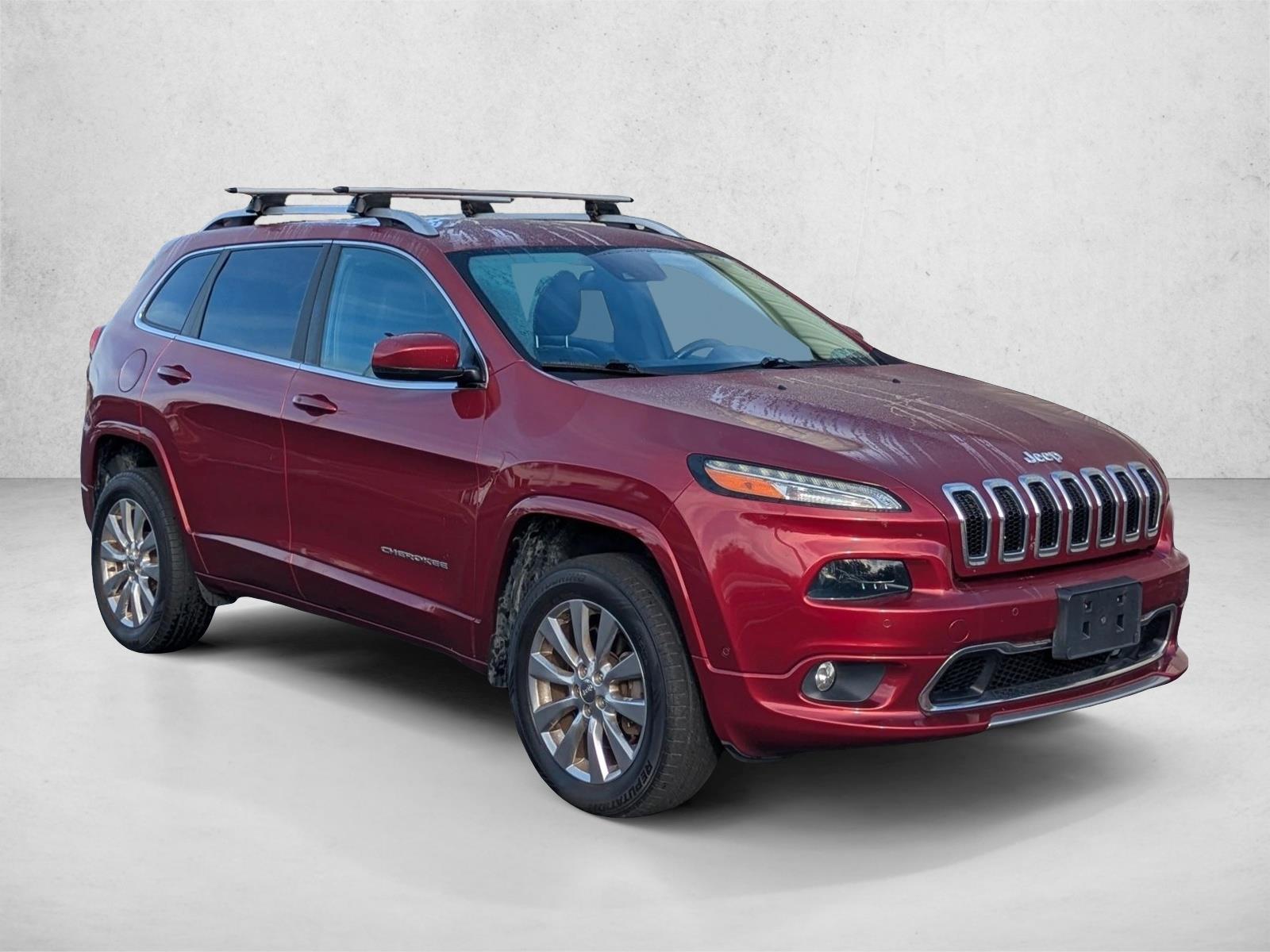 2016 Jeep Cherokee Overland photo 2