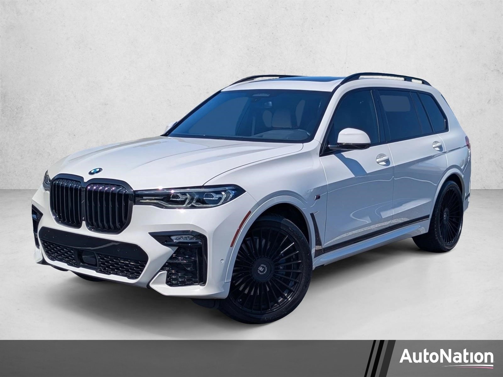 2021 BMW X7 xDrive40i's photo