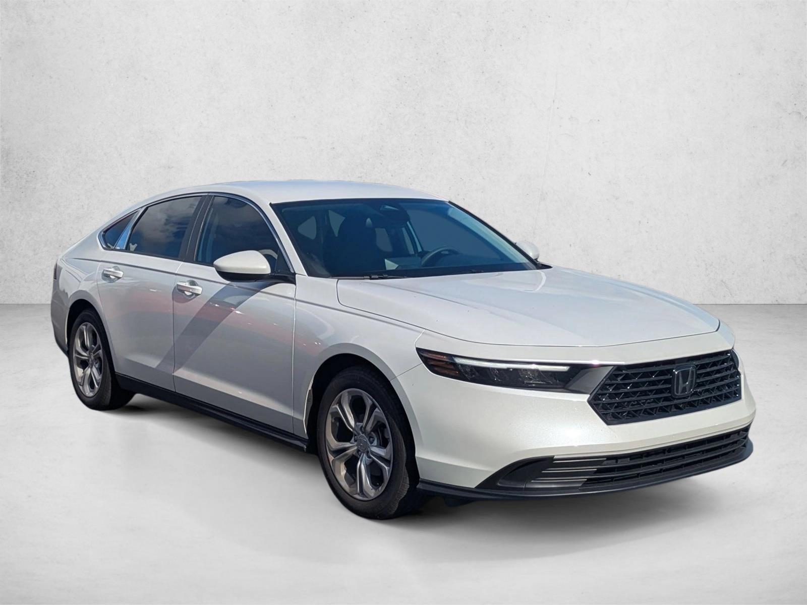 2025 Honda Accord LX photo 3