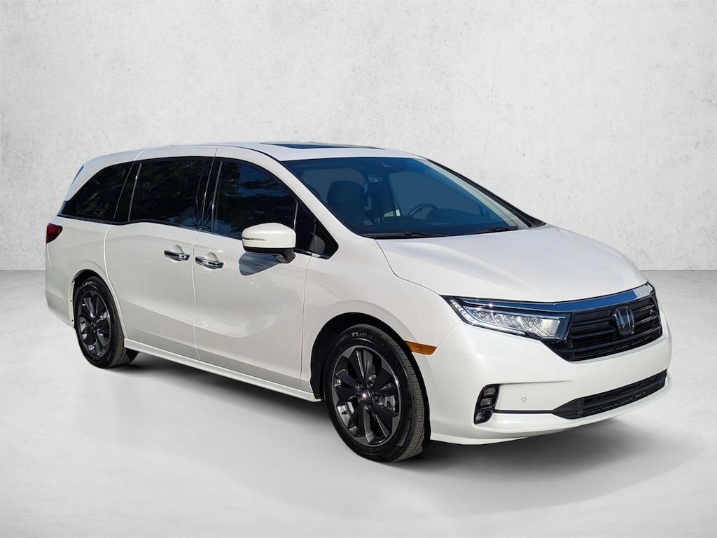 Certified 2024 Honda Odyssey Elite Van