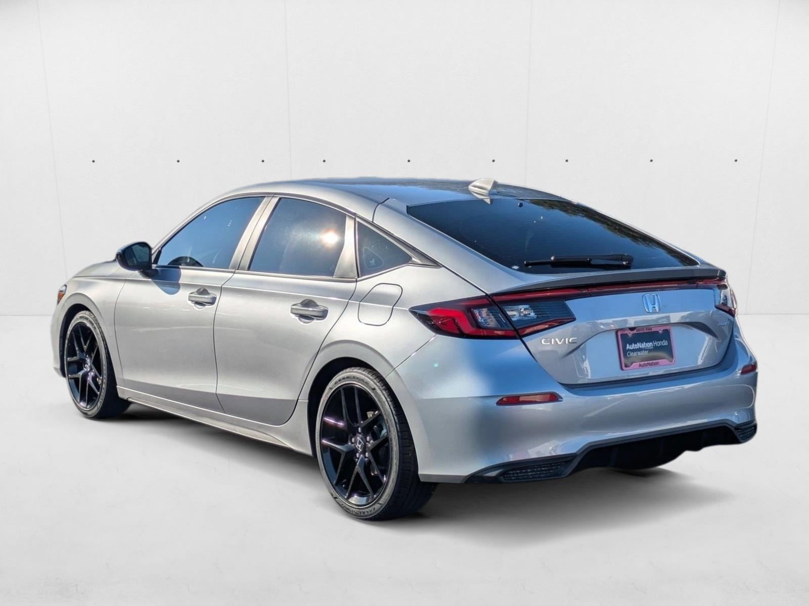 2025 Honda Civic Hatchback Sport - Photo 8