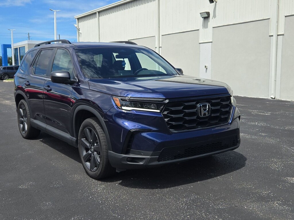 Used 2025 Honda Pilot Sport SUV