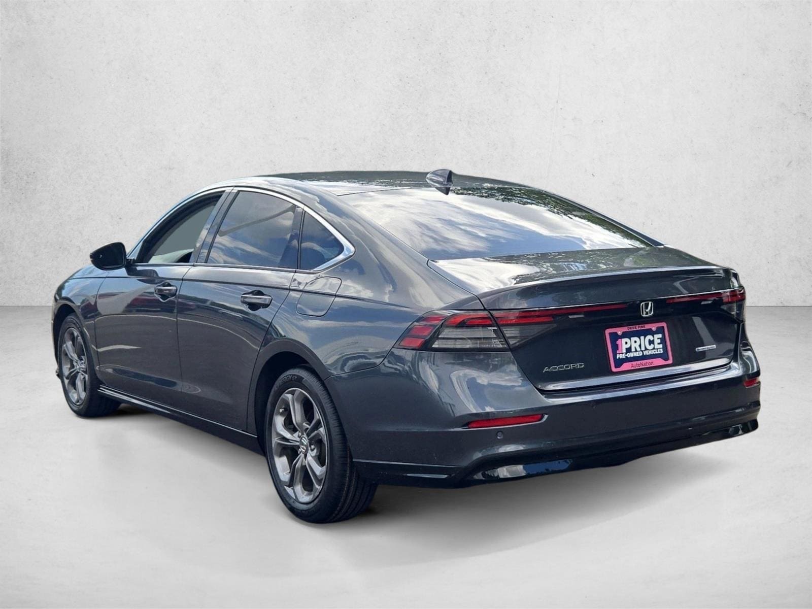 2023 Honda Accord Hybrid EX-L - Photo 8