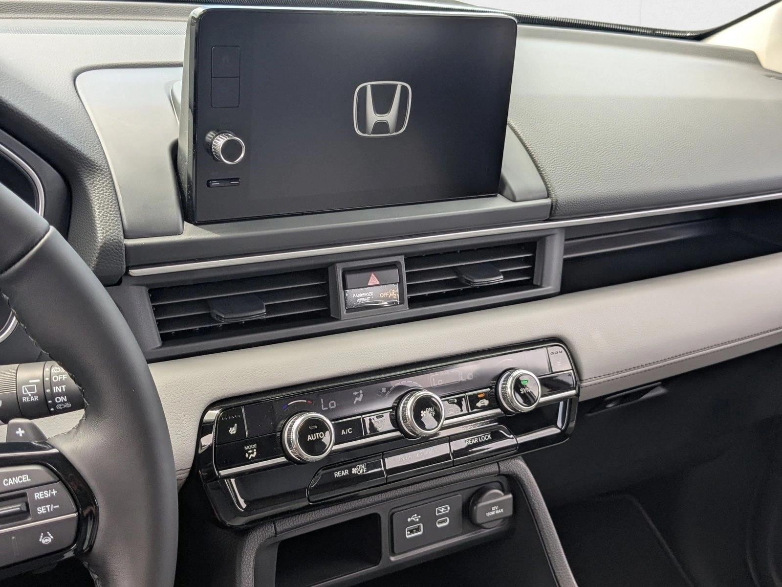 2025 Honda Pilot EX-L - Photo 11