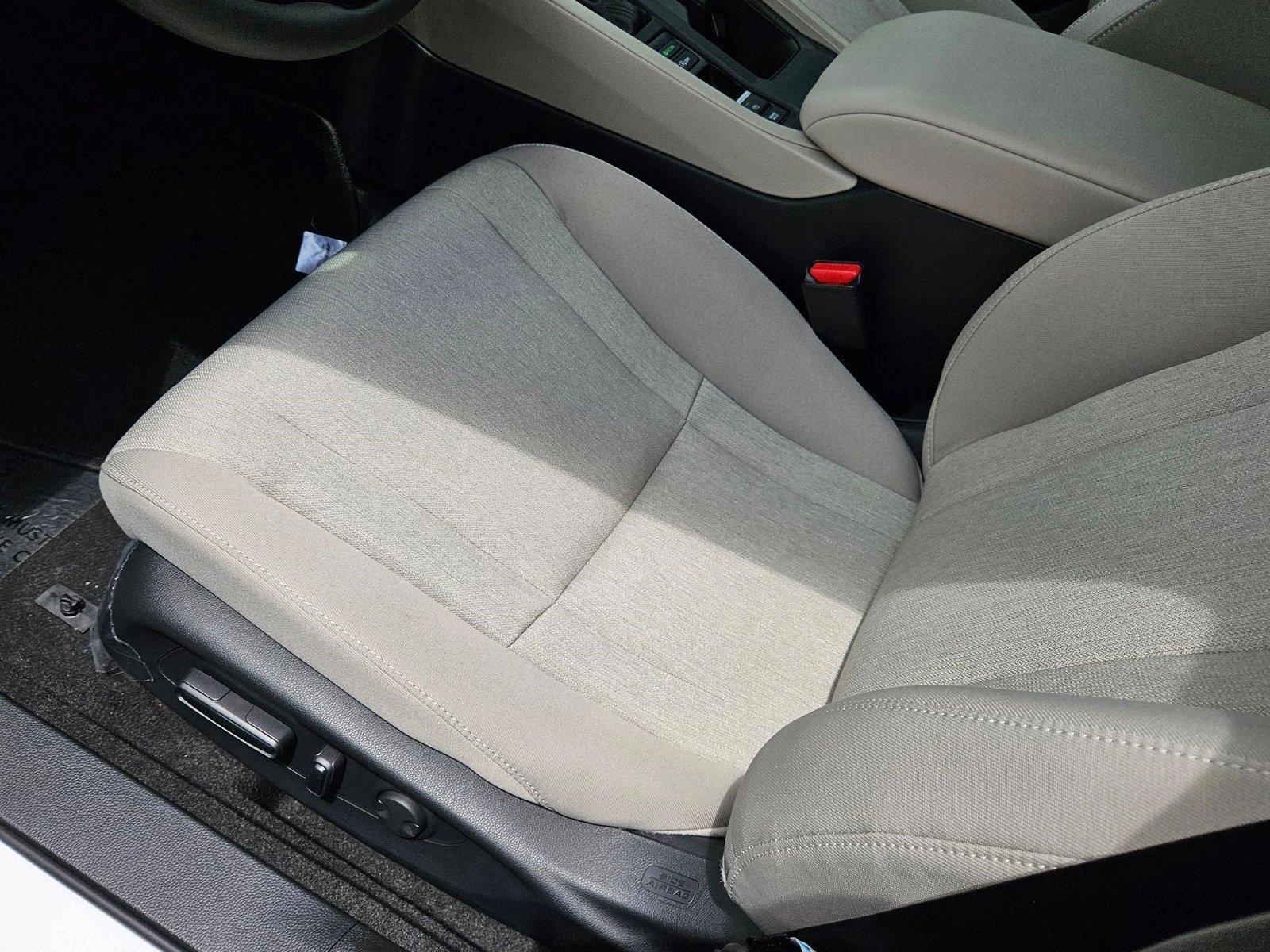 2025 Honda Accord SE photo 4