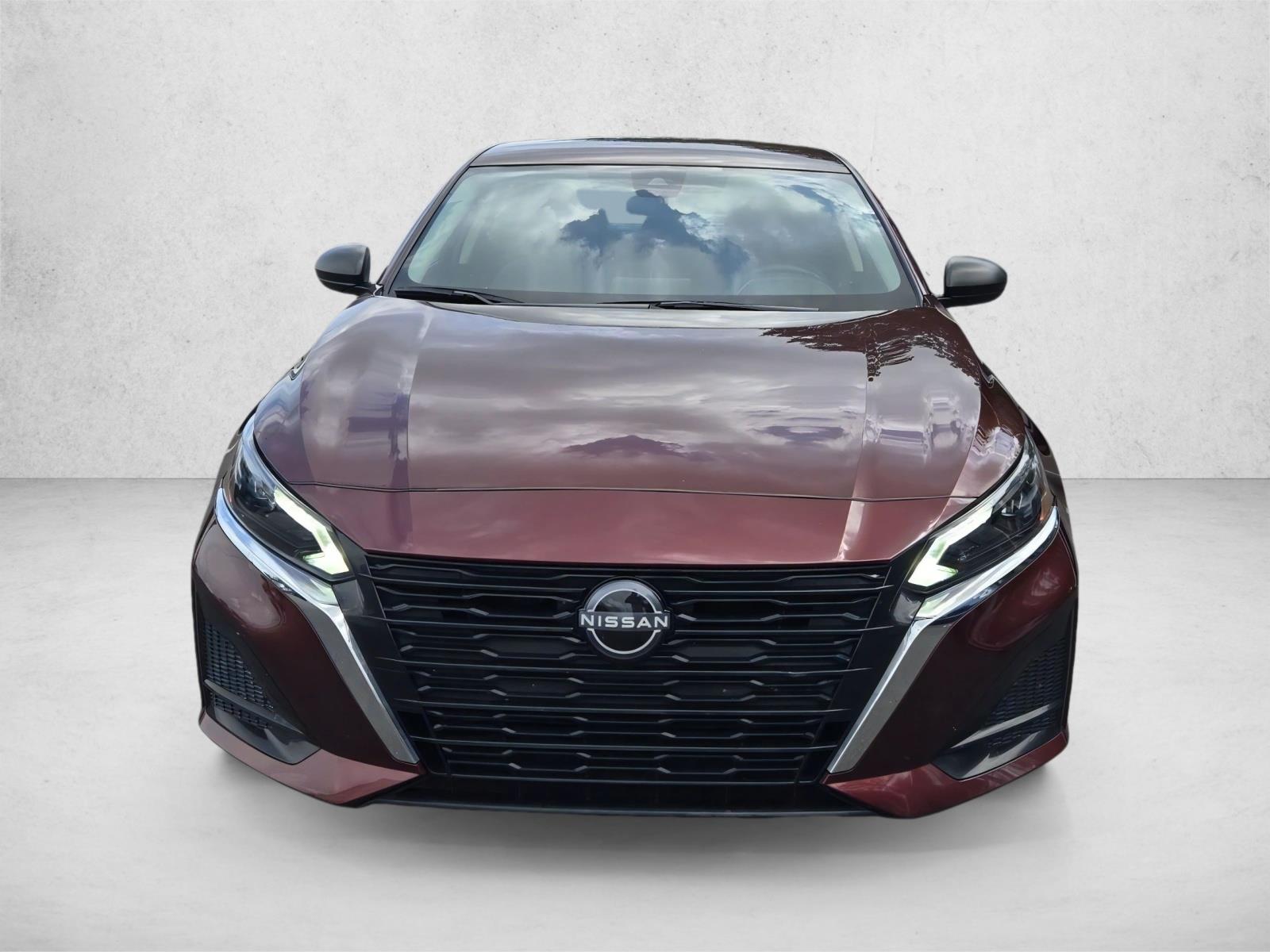 Used 2025 Nissan Altima SV Sedan