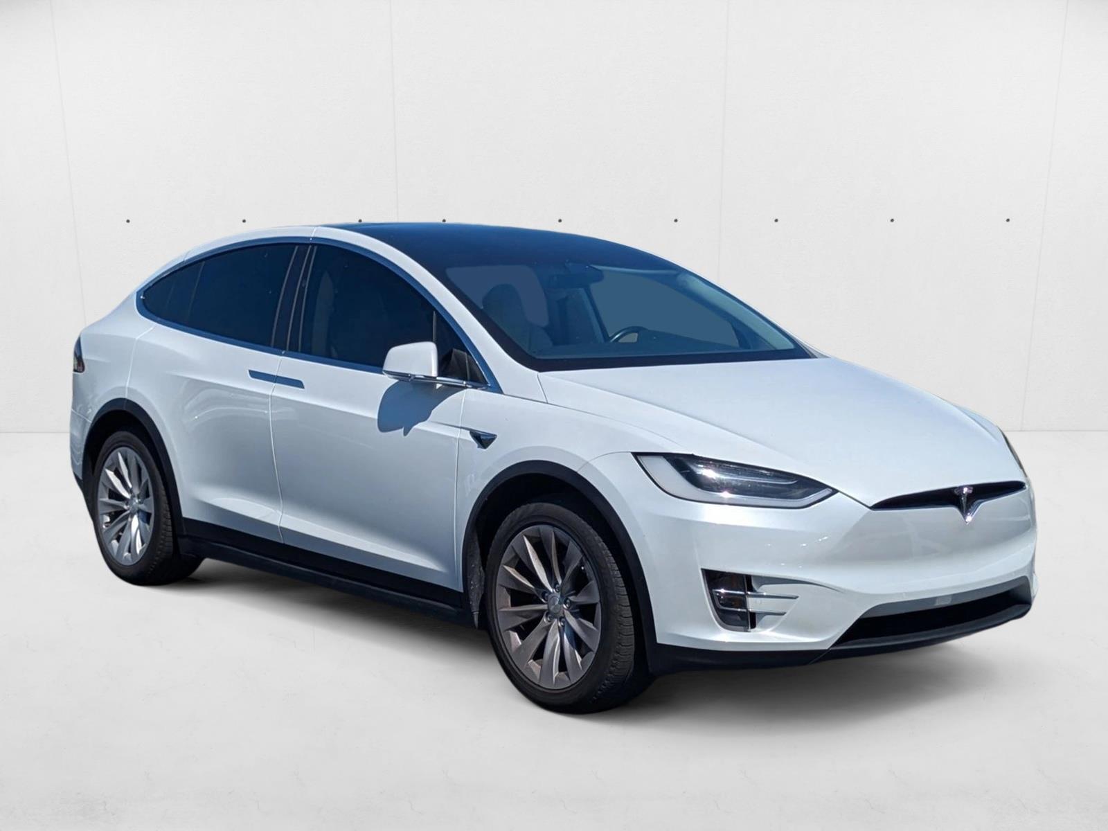 2018 Tesla Model X 75D photo 3
