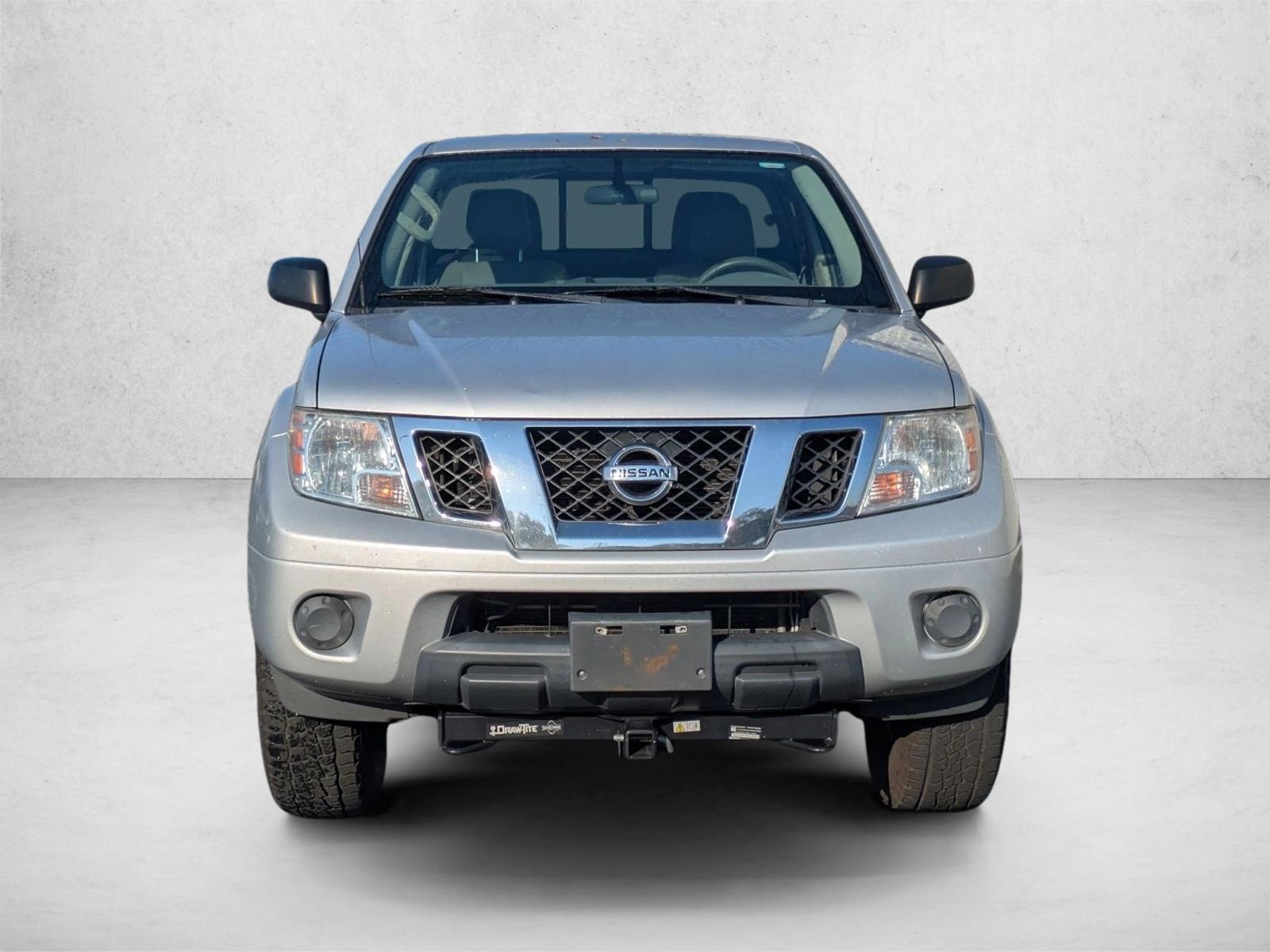 2019 Nissan Frontier Crew Cab SV photo 2