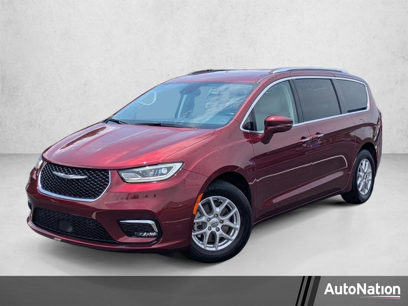 2021 Chrysler Pacifica Touring L's photo