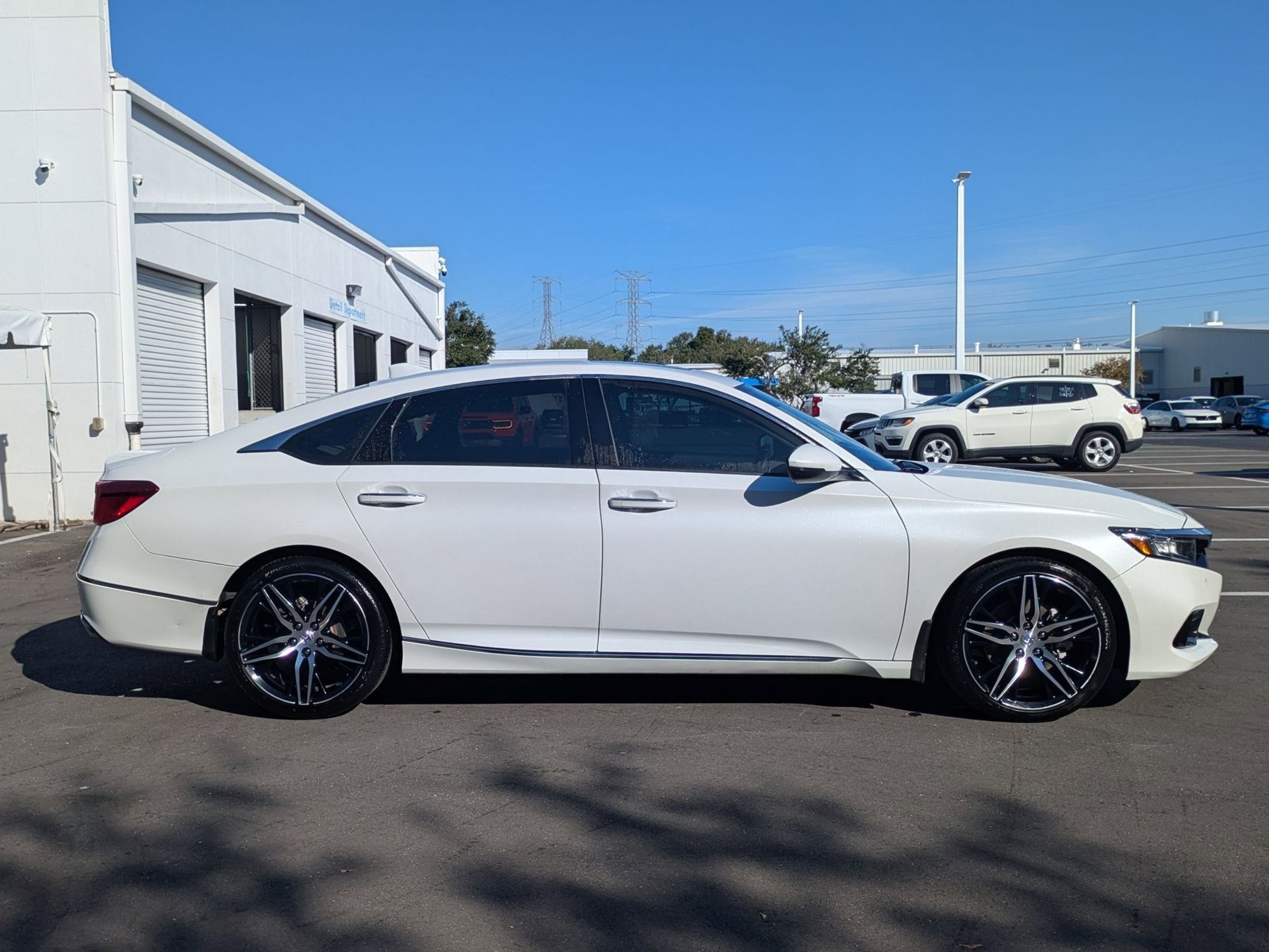 2021 Honda Accord Touring 2.0T photo 4