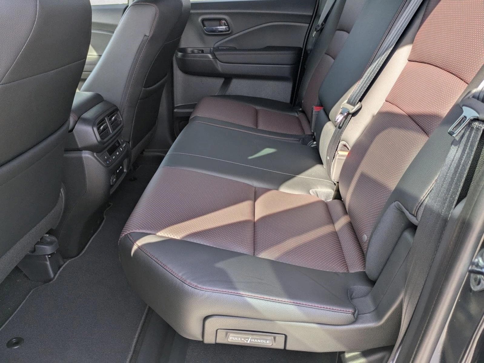 2026 Honda Ridgeline Black Edition - Photo 14