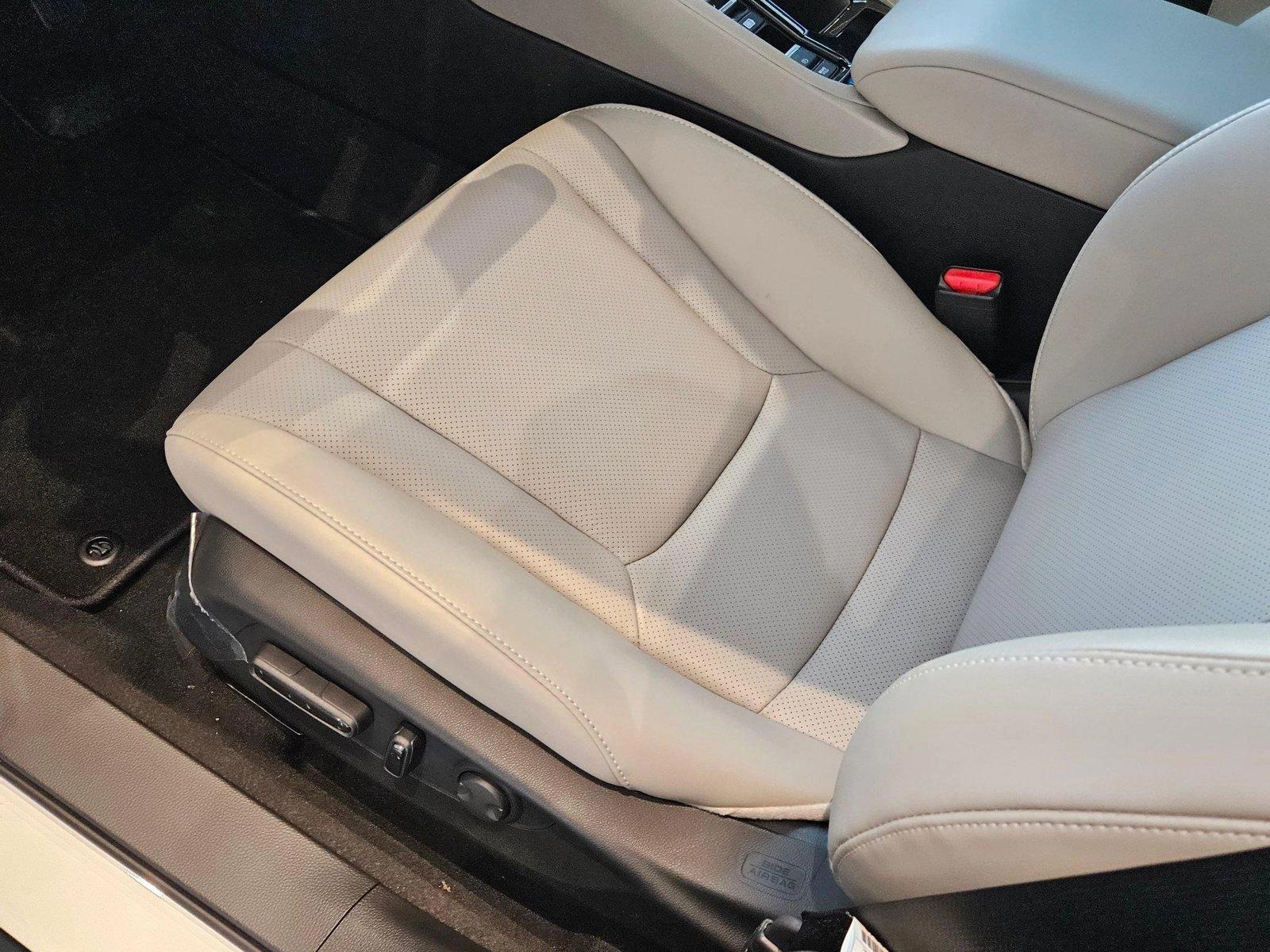 2025 Honda Accord Hybrid EX-L photo 4