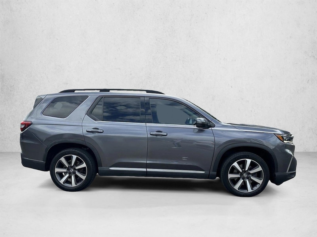 Used 2024 Honda Pilot Touring SUV