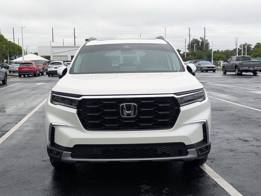 Used 2024 Honda Pilot Elite SUV