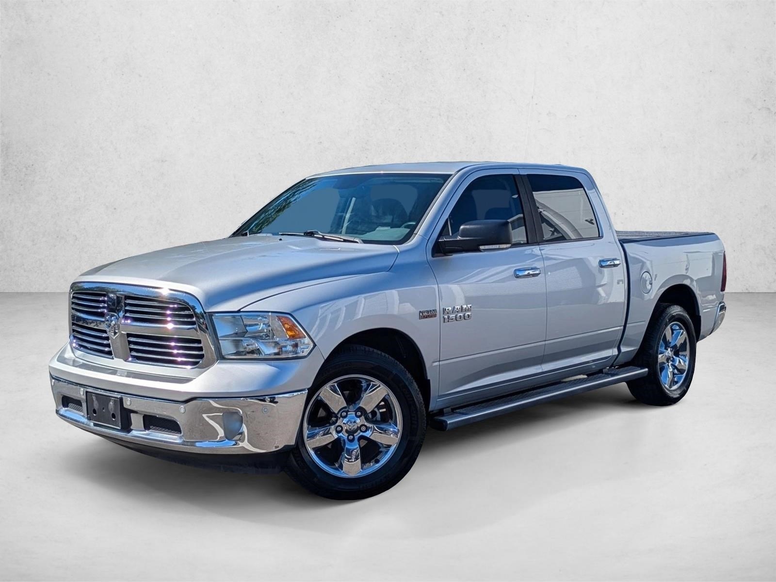 2015 RAM Ram 1500 Pickup SLT