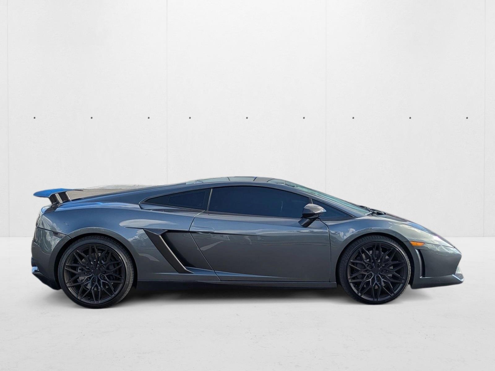2013 Lamborghini Gallardo LP550-2 Coupe photo 4