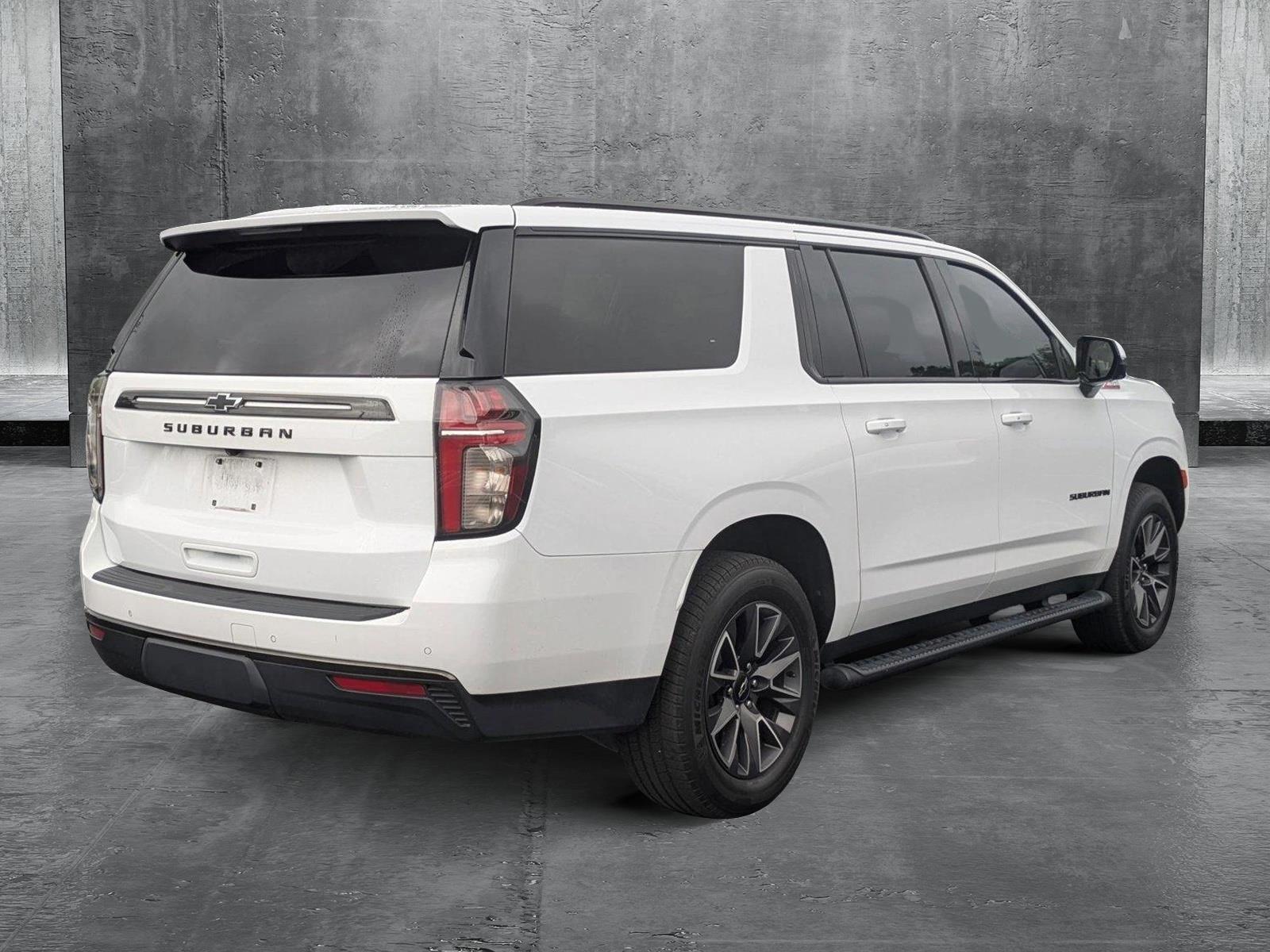 2021 Chevrolet Suburban Z71 photo 4