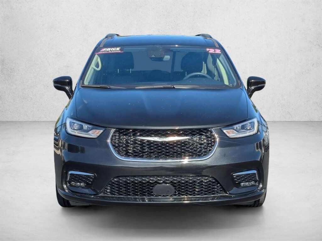 Used 2022 Chrysler Pacifica Touring L Van Passenger Van