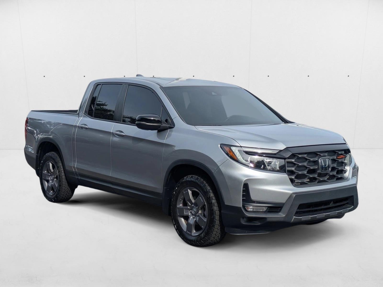 2024 Honda Ridgeline TrailSport photo 3