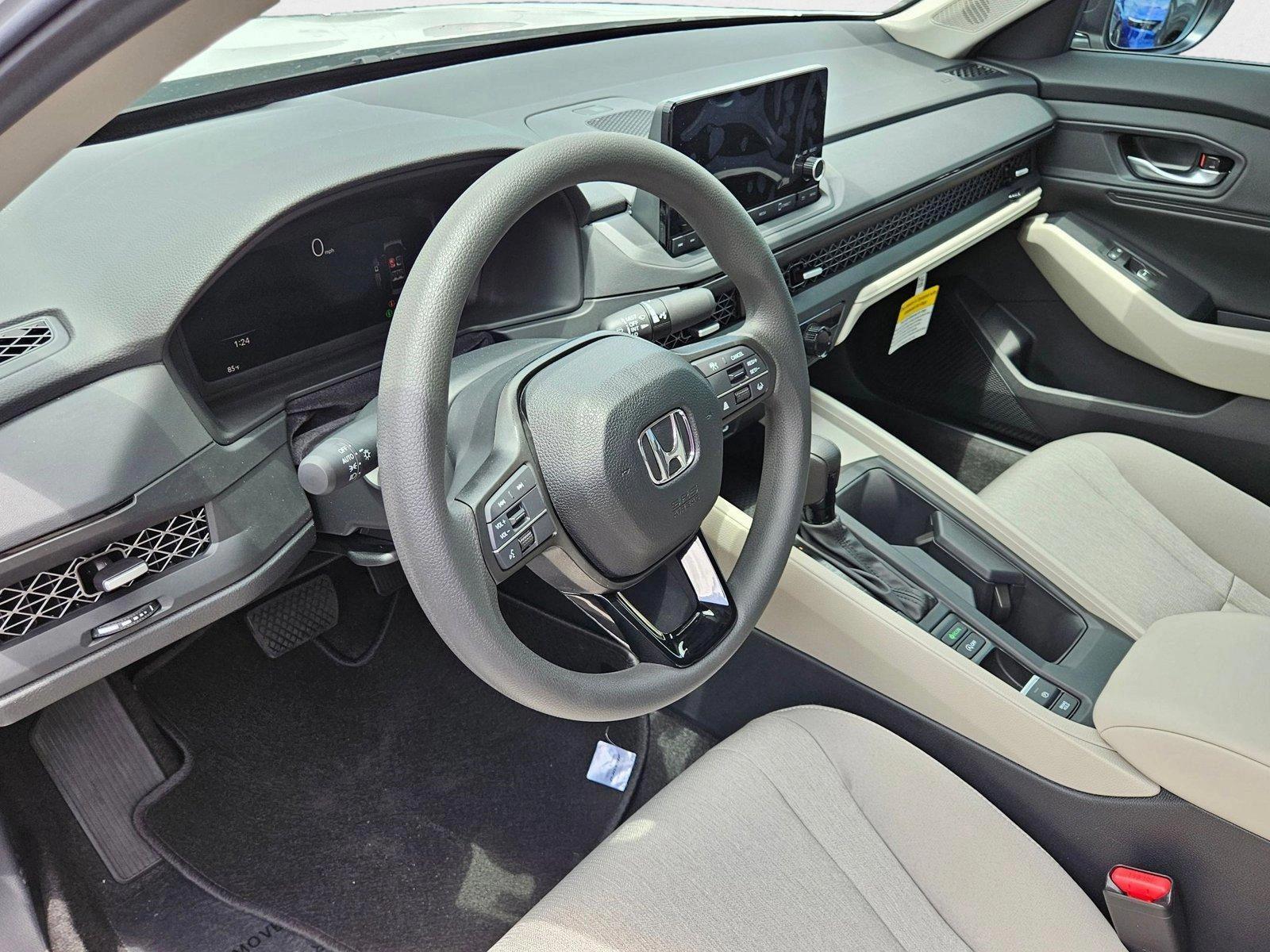 2025 Honda Accord SE photo 3