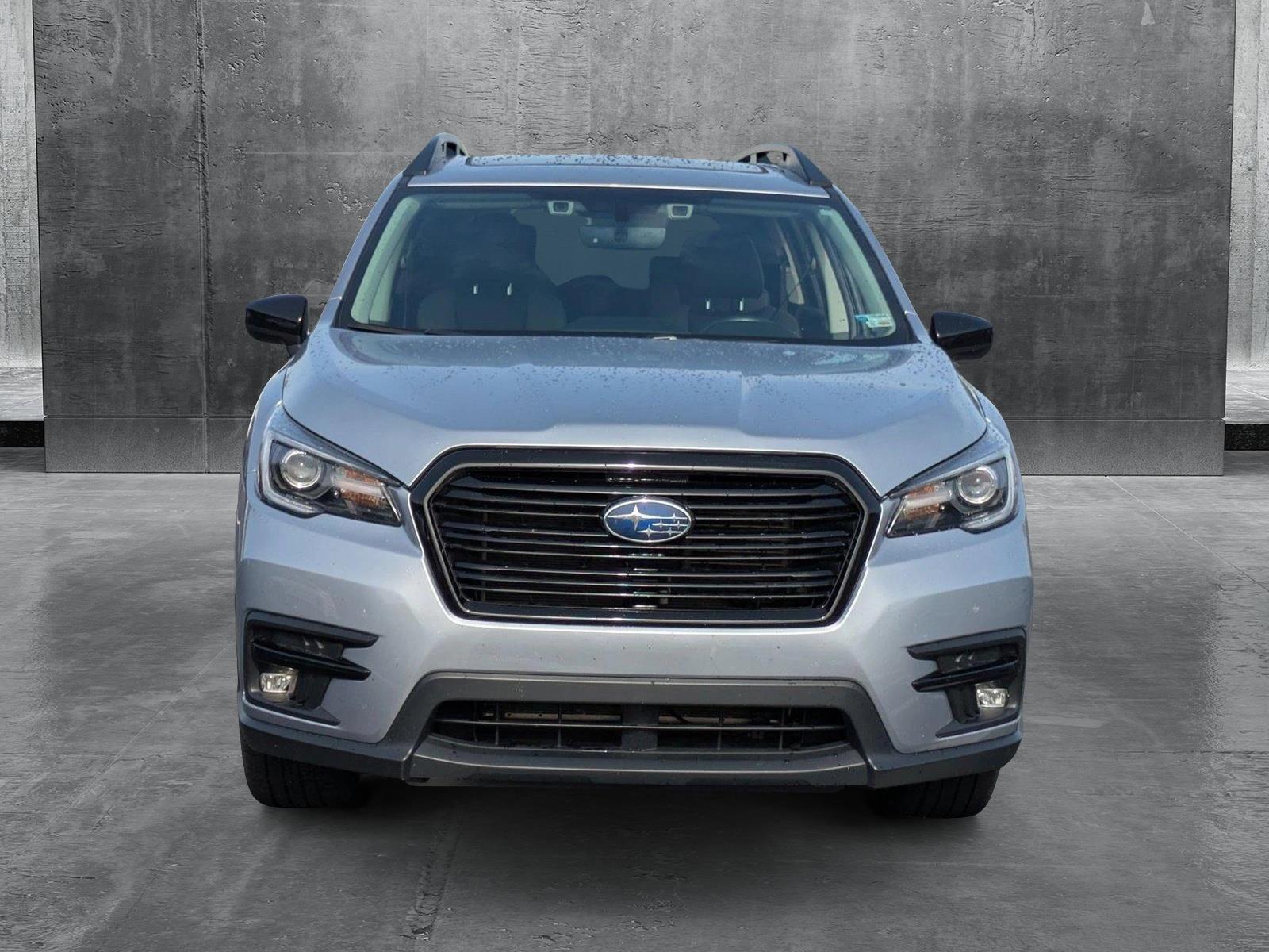 2022 Subaru Ascent Onyx Edition photo 2
