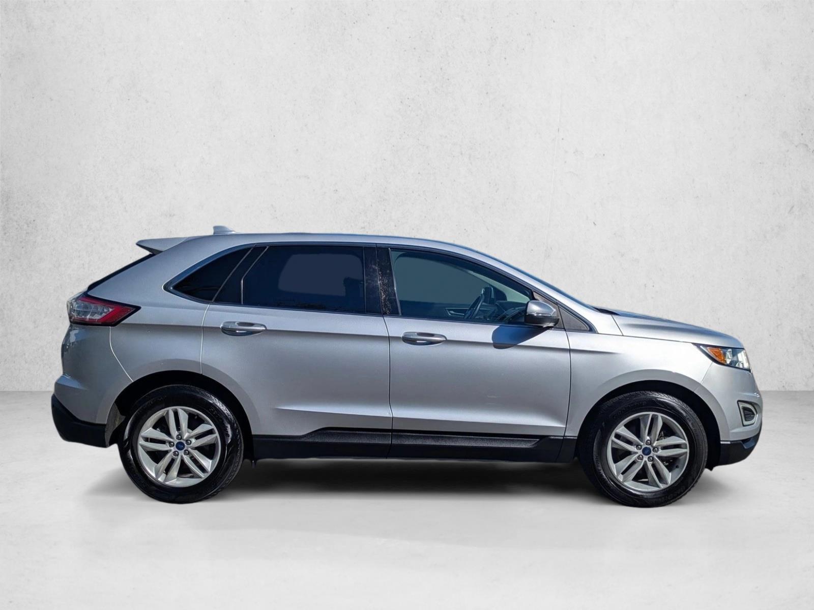 2016 Ford Edge SEL photo 3