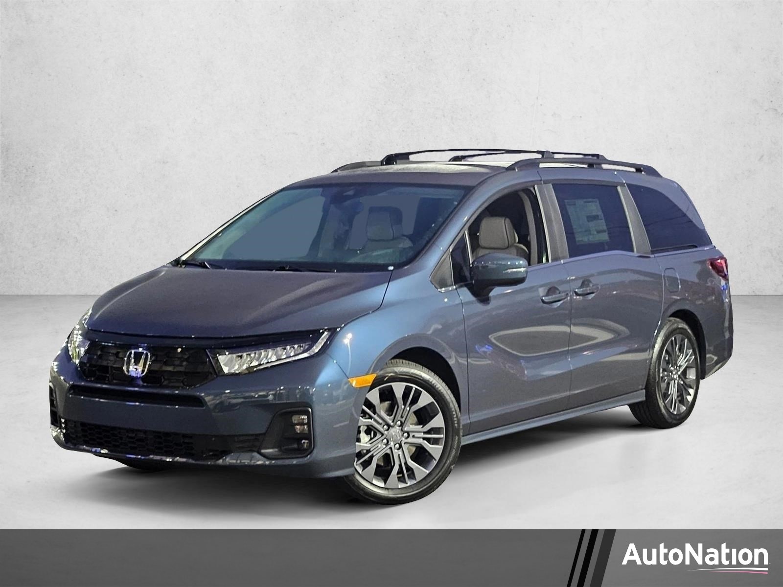 2026 Honda Odyssey Touring's photo
