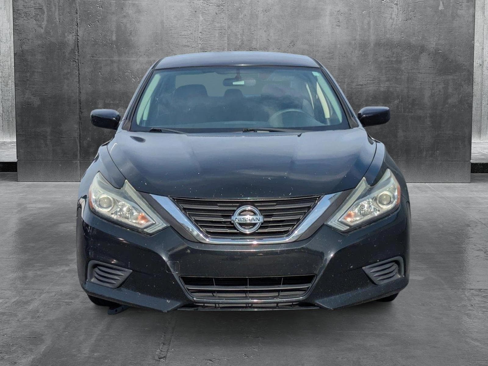 Used 2017 Nissan Altima S with VIN 1N4AL3AP3HN322273 for sale in Clearwater, FL