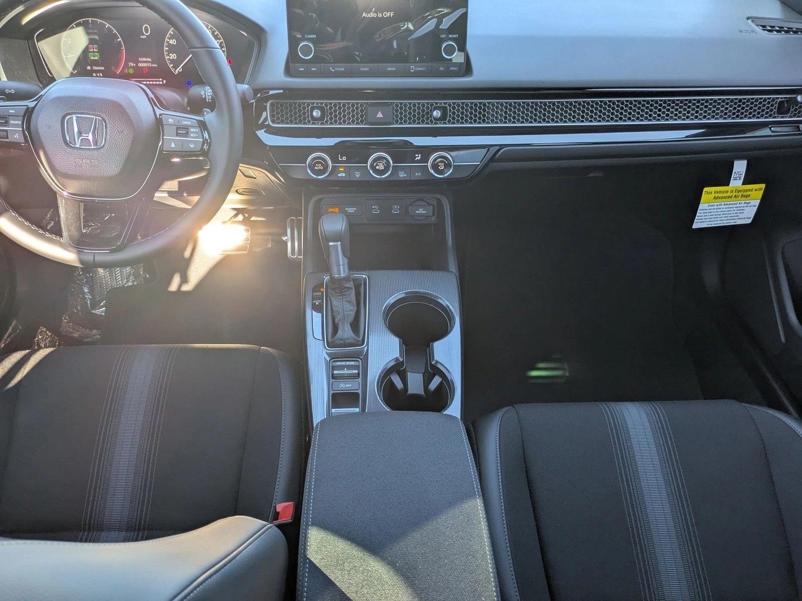 2025 Honda Civic Hatchback Sport - Photo 13