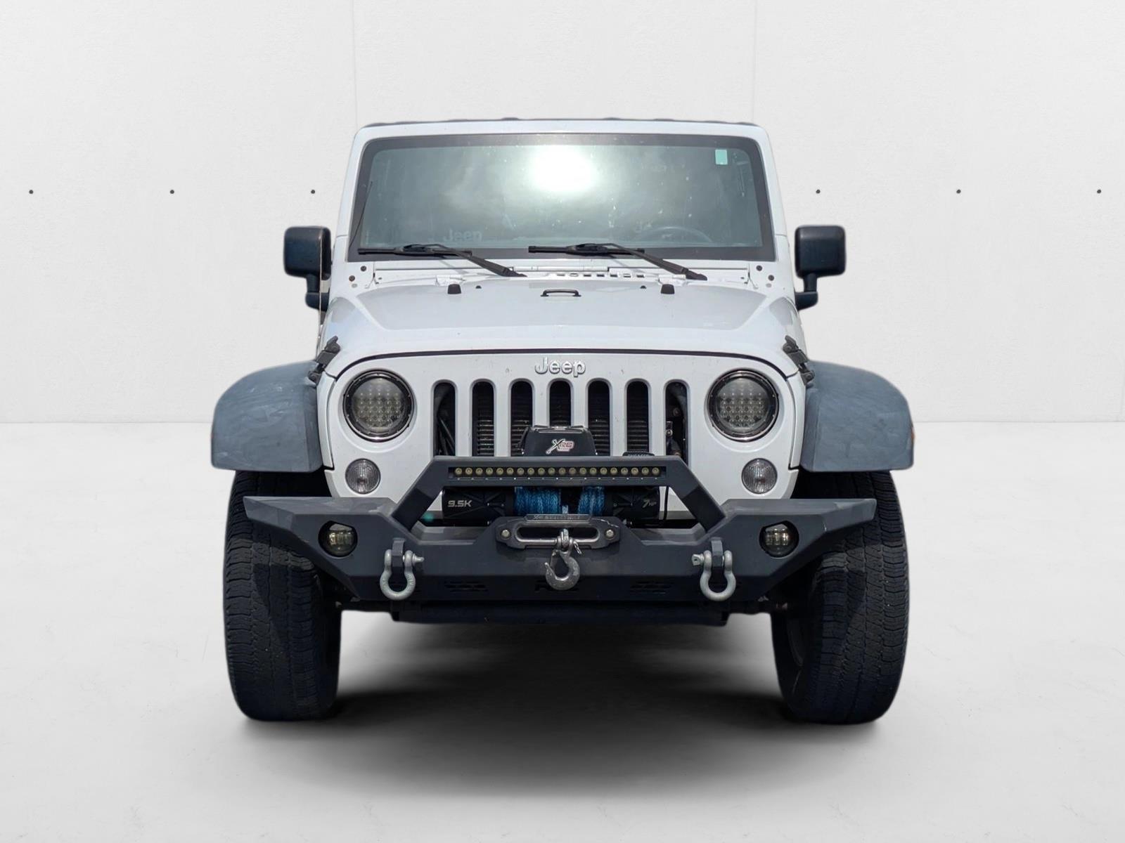 2016 Jeep Wrangler Unlimited Sport photo 2