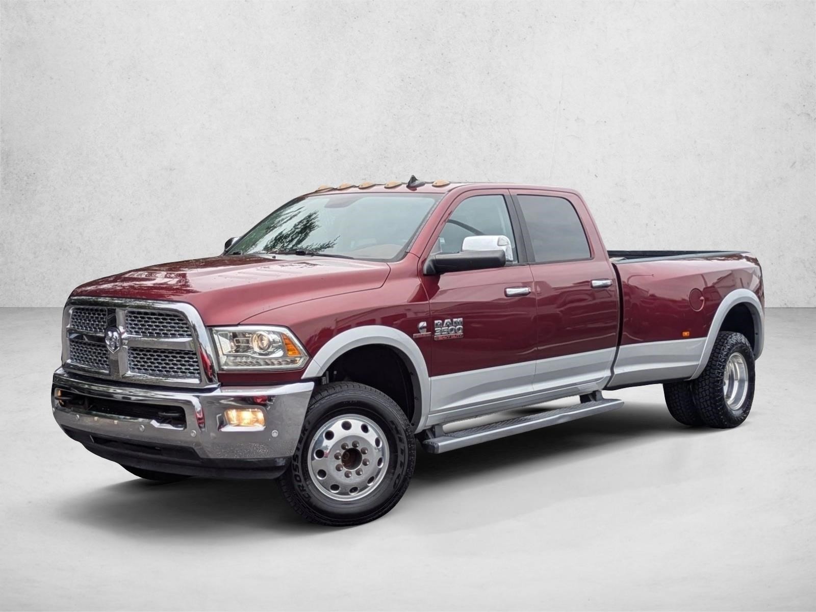 2017 RAM Ram 3500 Pickup Laramie's photo