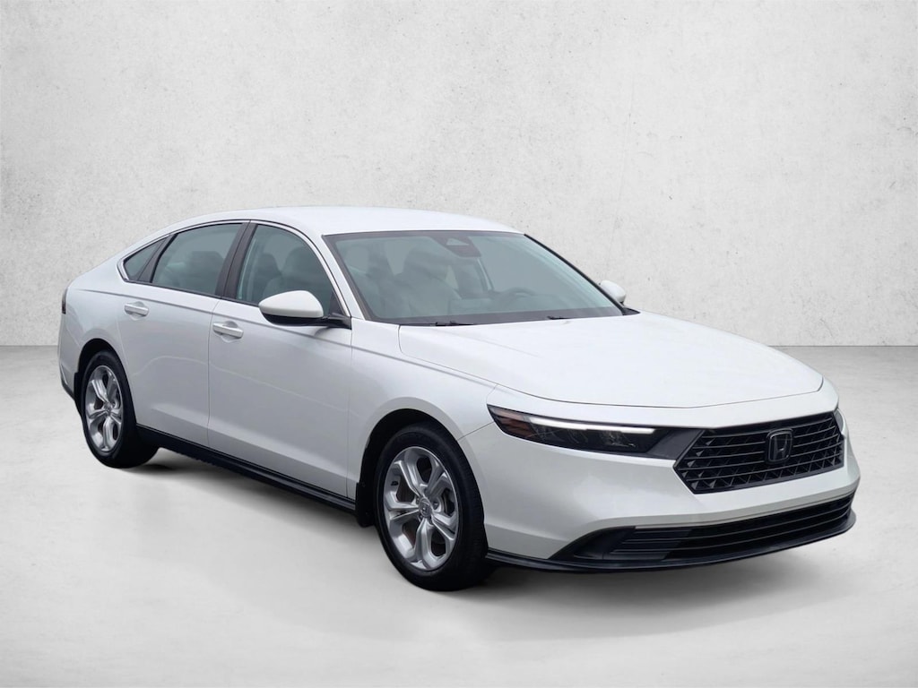 Used 2023 Honda Accord LX Sedan