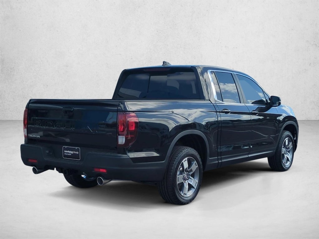 New 2026 Honda Ridgeline RTL Truck Crew Cab