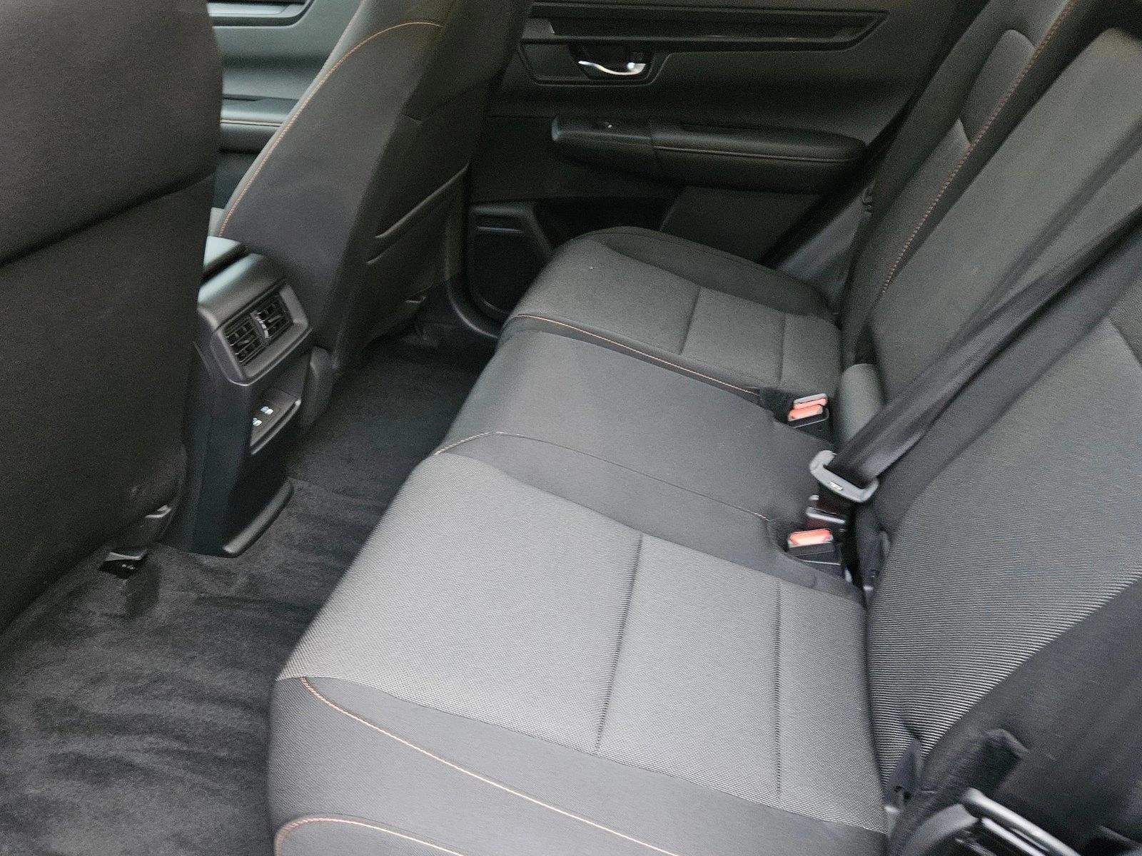2026 Honda CR-V Sport - Photo 17