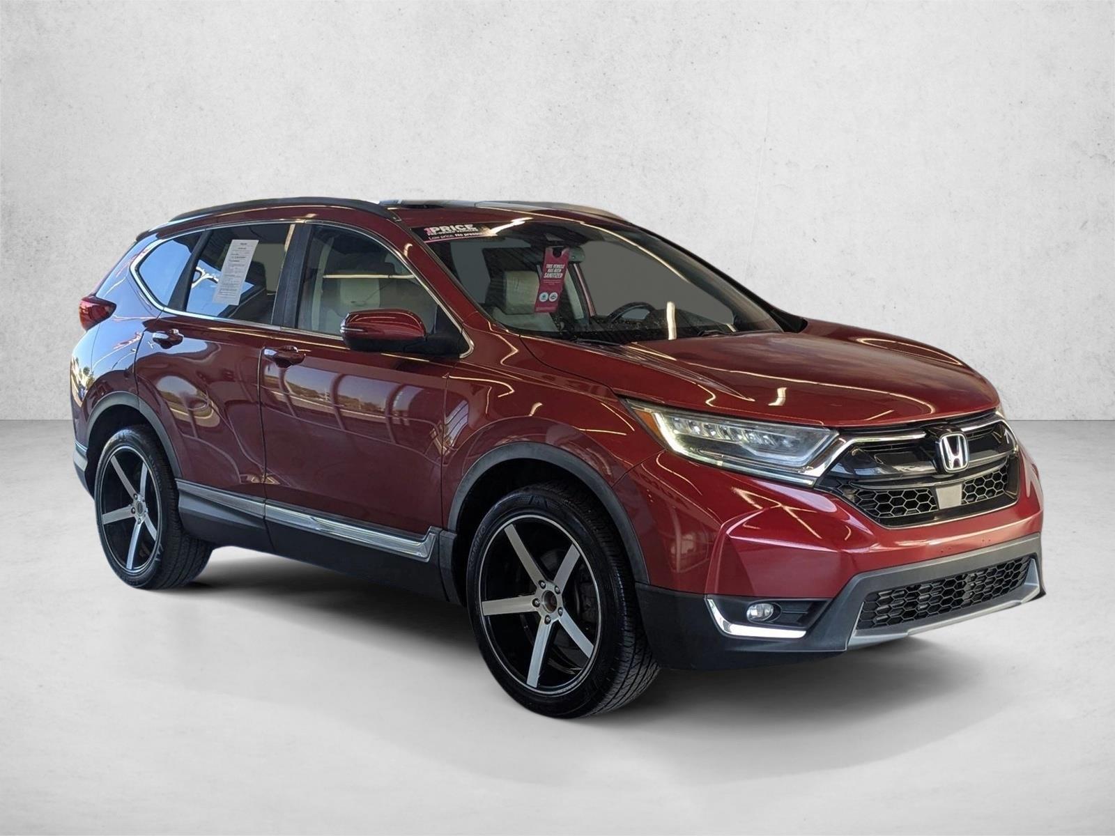 2017 Honda CR-V Touring photo 3