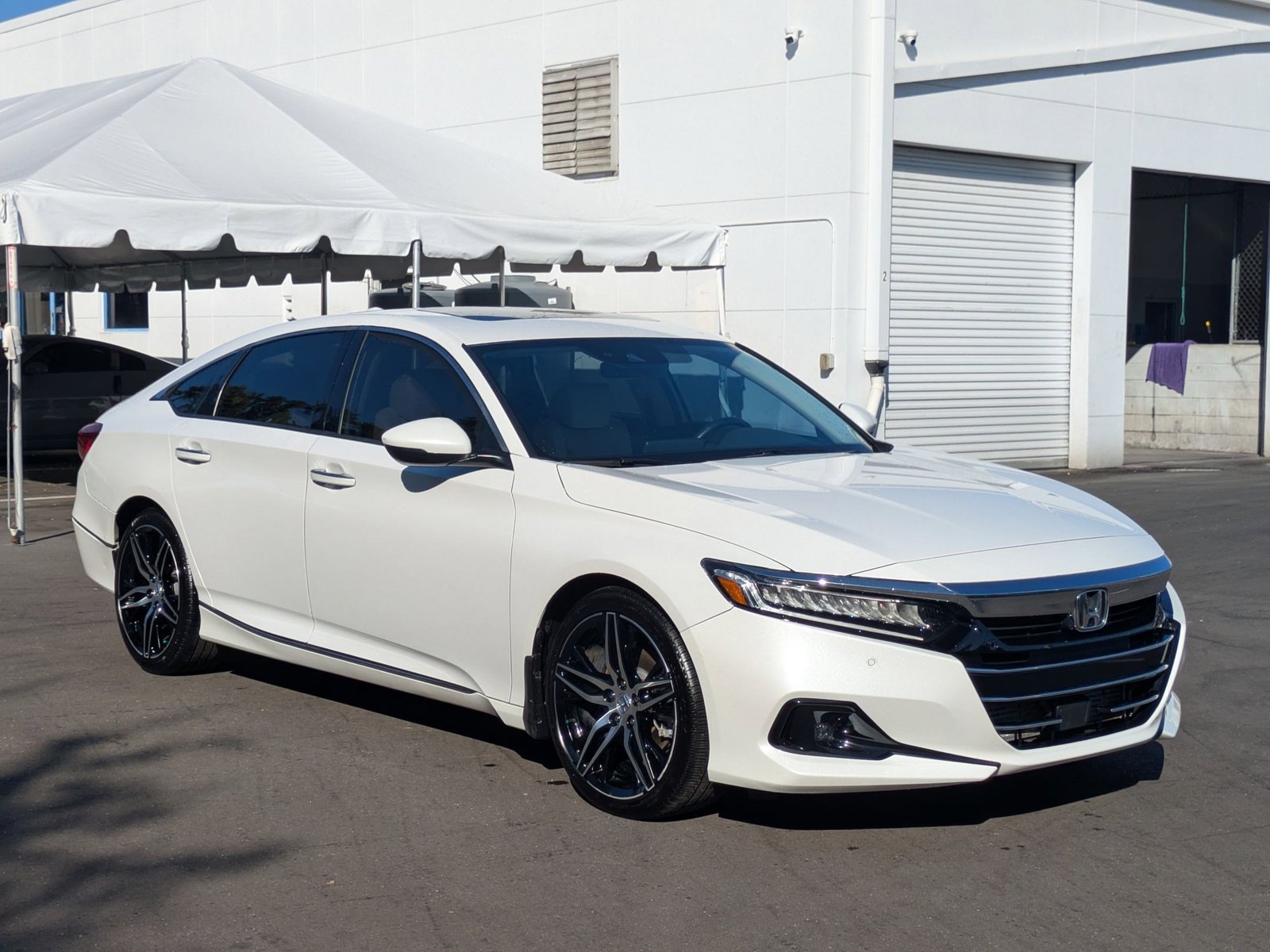 2021 Honda Accord Touring 2.0T photo 3