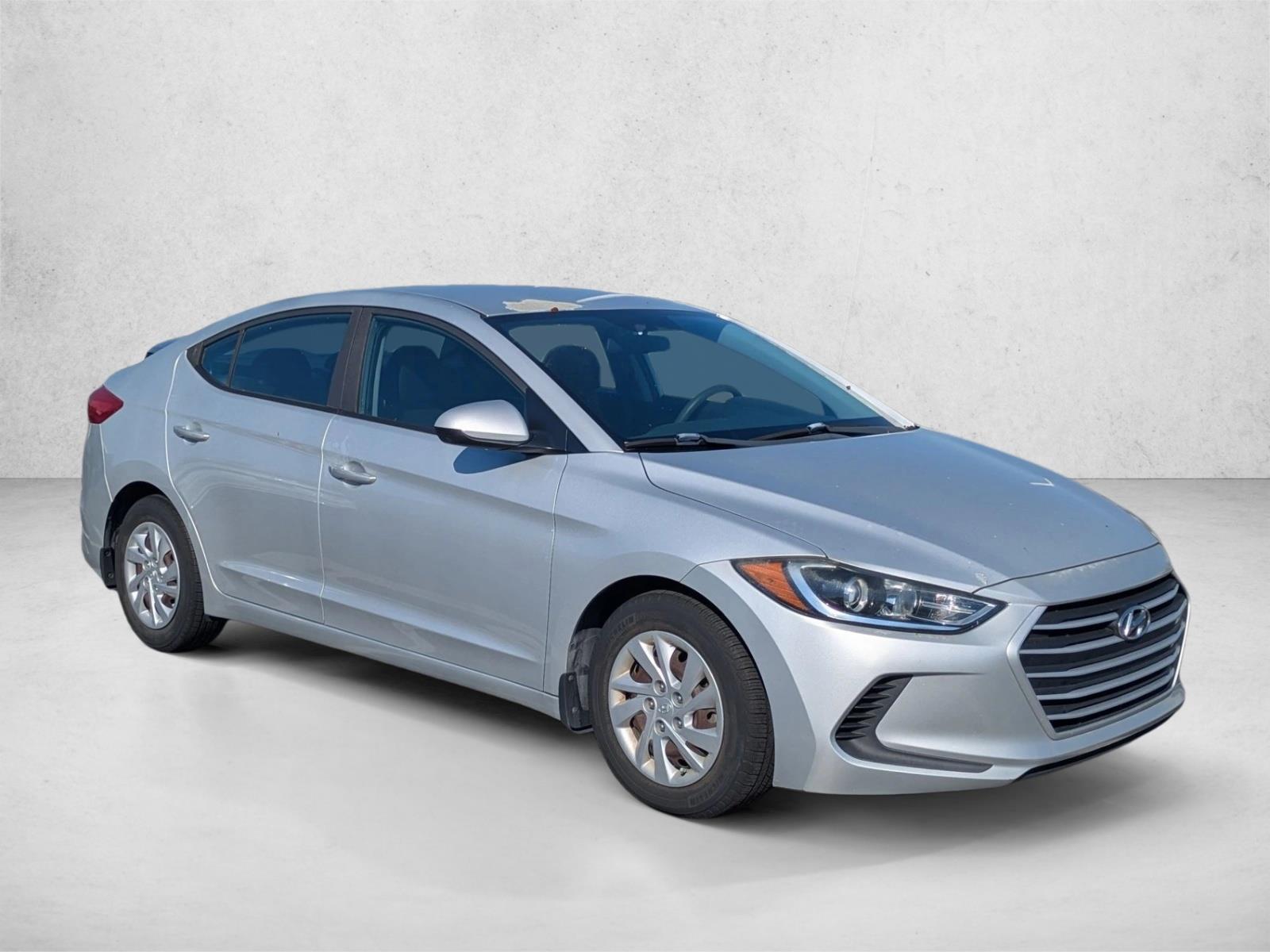 2018 Hyundai Elantra SE photo 3