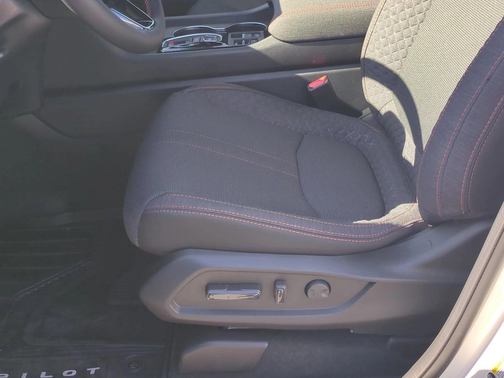 New 2026 Honda Pilot Sport SUV