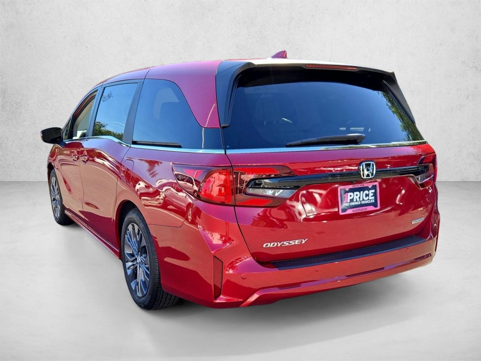 2026 Honda Odyssey Touring - Photo 7