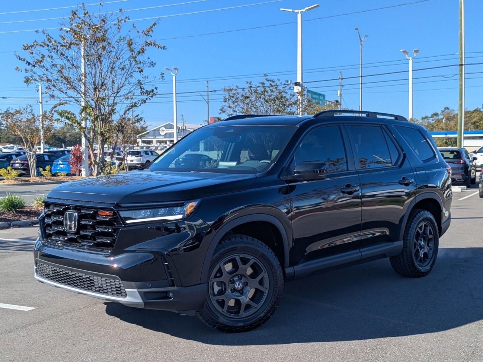 2025 Honda Pilot TrailSport's photo