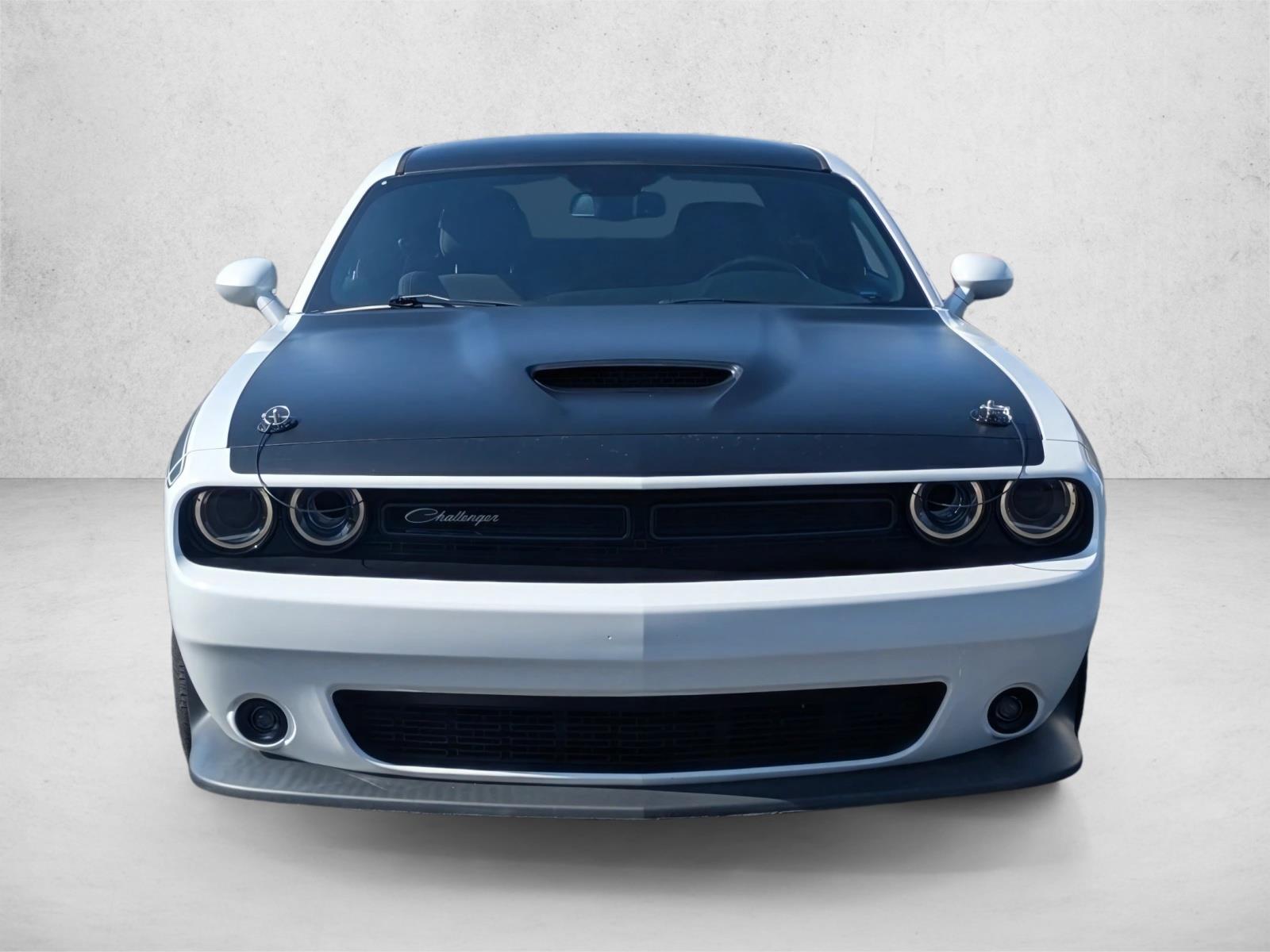2022 Dodge Challenger R/T Scat Pack photo 2