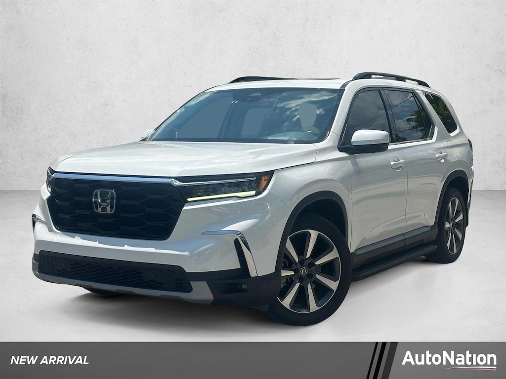 Used 2024 Honda Pilot Elite SUV