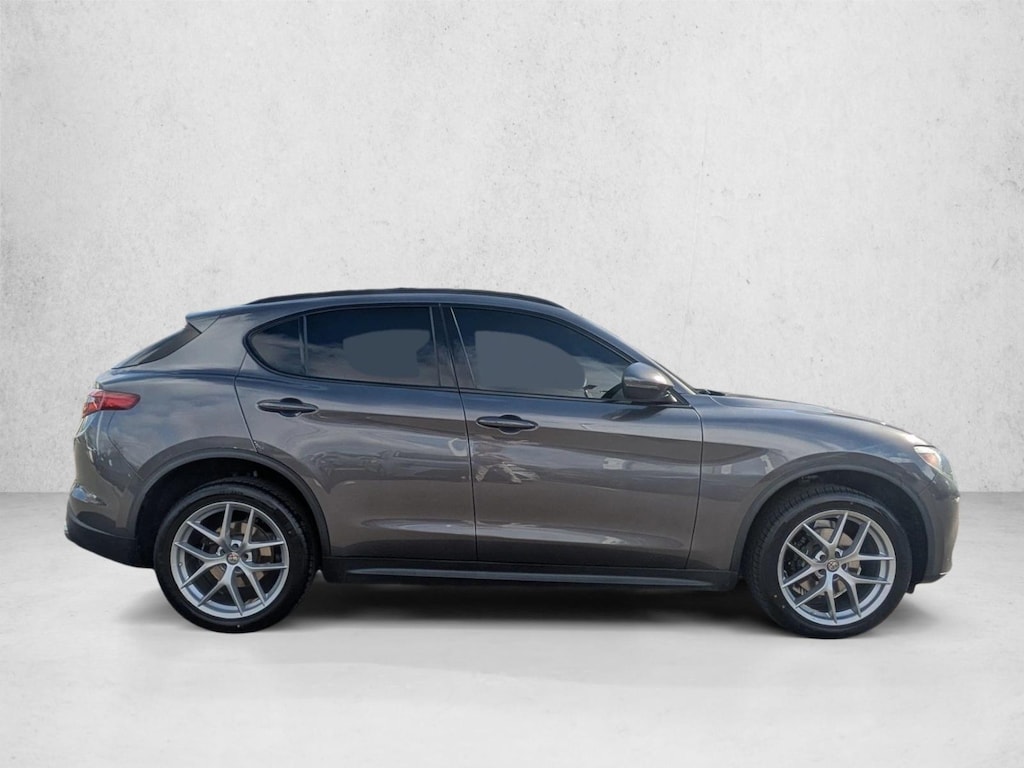 Used 2018 Alfa Romeo Stelvio Ti SUV