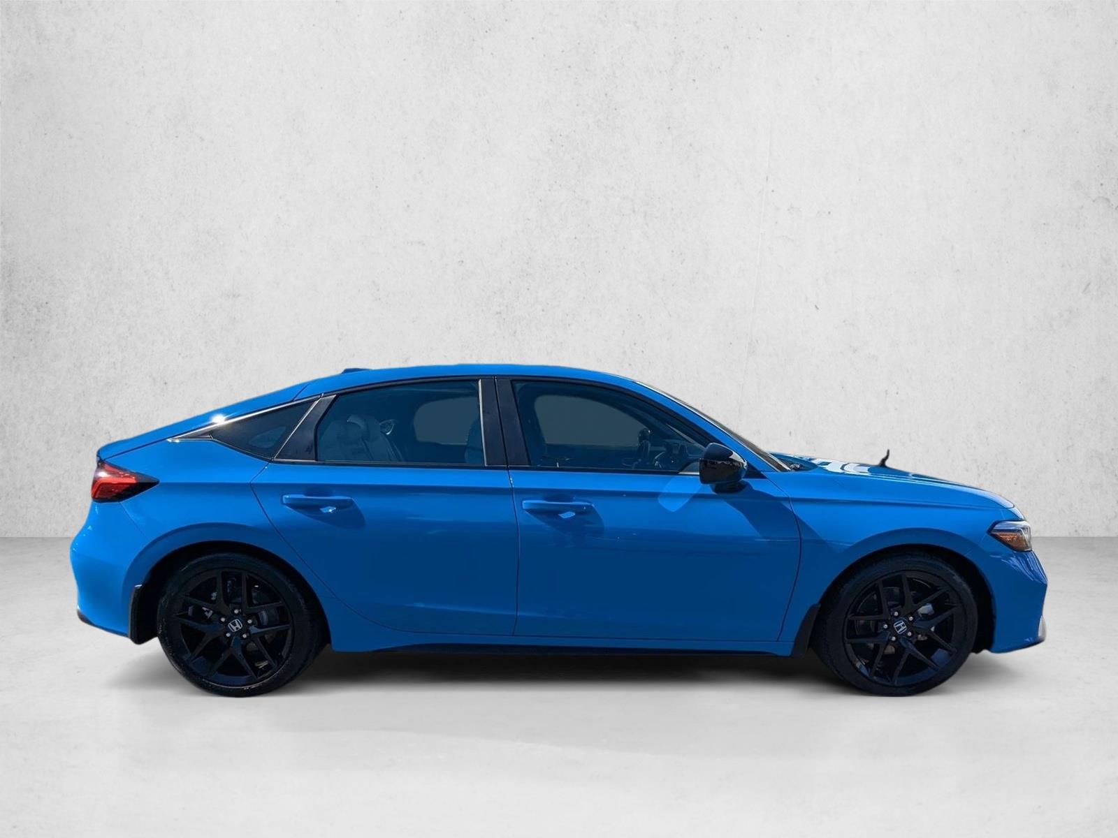 2025 Honda Civic Hatchback Hybrid Sport photo 4